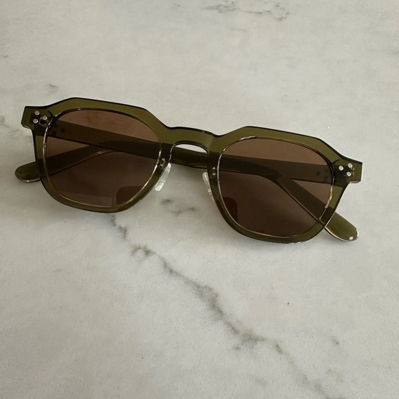 Accessories - Olive Green Sunglasses Unisex